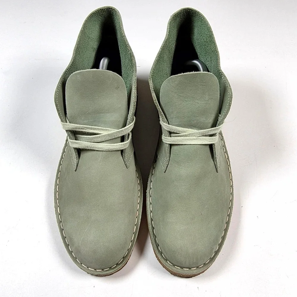 Clarks Desert Boot Men 9.5 Sage Green Suede Chukka Crepe Sole Originals 26154818